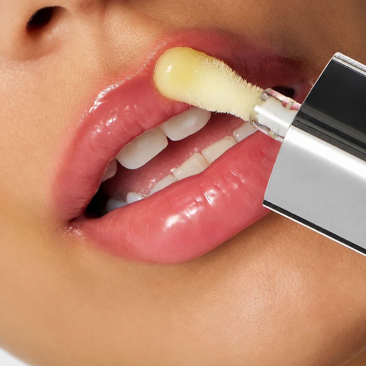🔥LAST DAY 50% OFF💋 Spicy Lip Plumper - Fuller-Looking Lip Plumper Gloss
